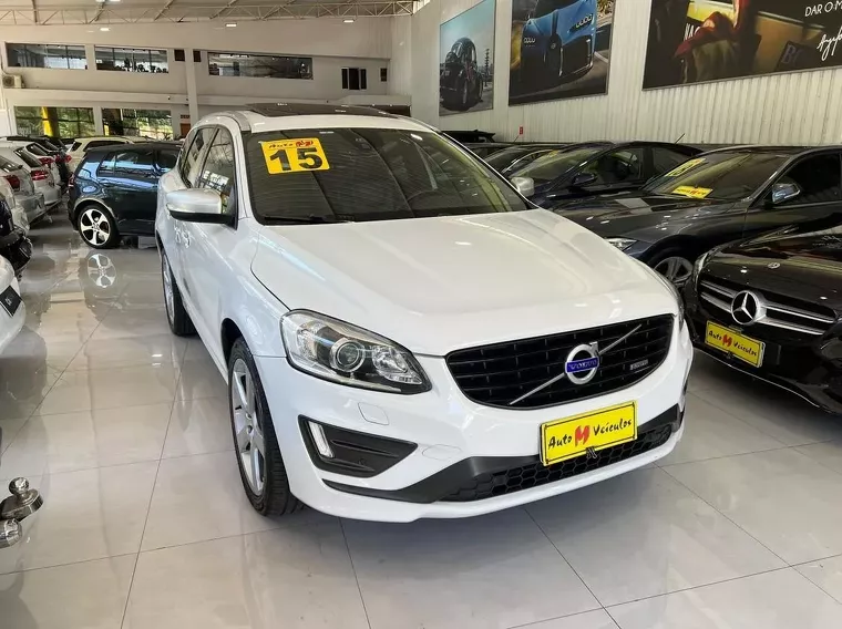 Volvo XC60 Branco 11