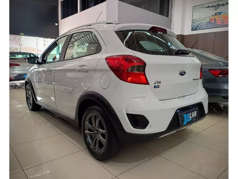 Ford KA Branco 6