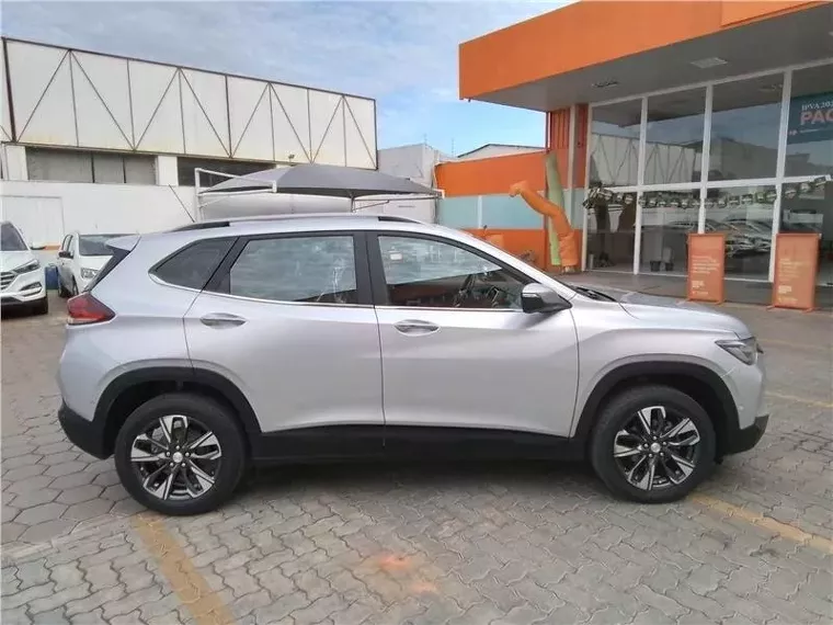 Chevrolet Tracker Prata 3