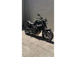 XJ6-N