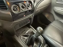 Mitsubishi L200 Triton