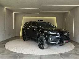 Toyota Hilux SW4
