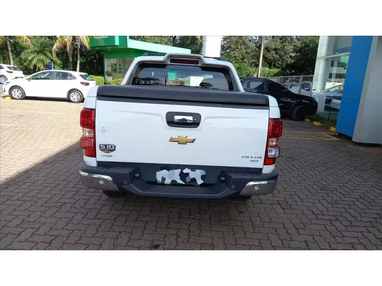 Chevrolet S10 Branco 5