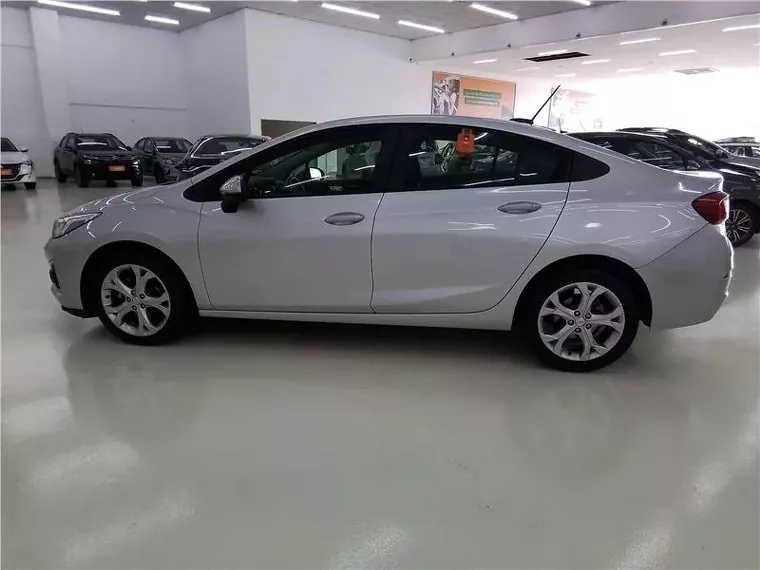 Chevrolet Cruze Prata 1