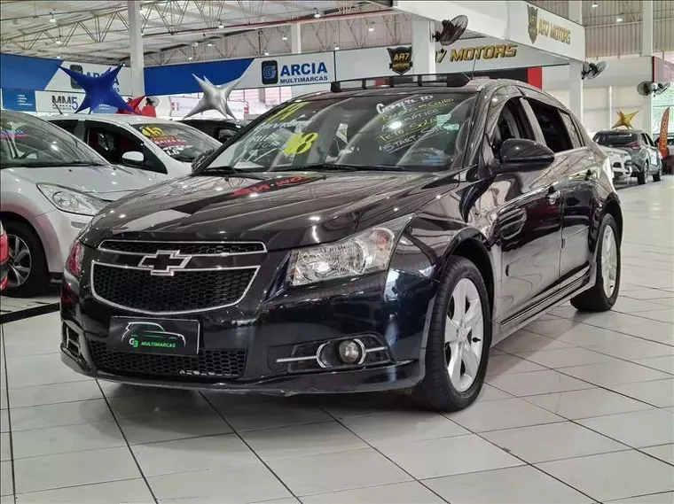 Chevrolet Cruze Preto 30