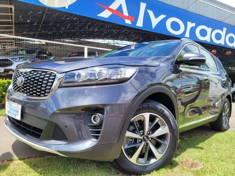 KIA Sorento Cinza 10