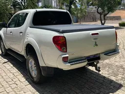 L200