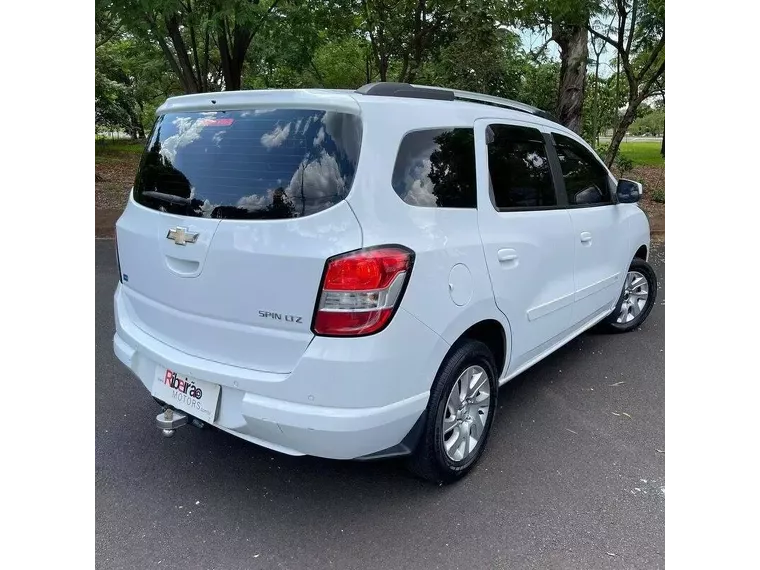 Chevrolet Spin Branco 4