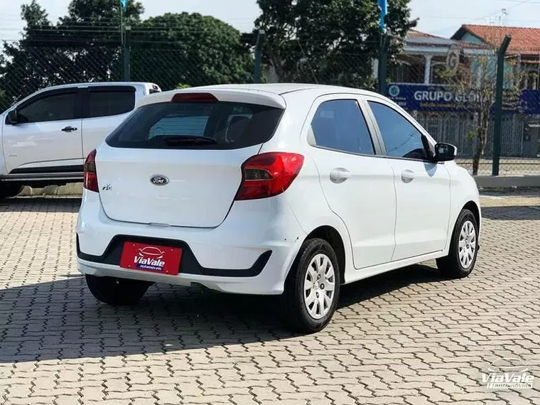 Ford KA Branco 10