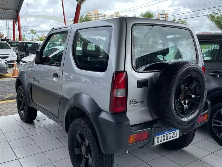 Suzuki Jimny Prata 4