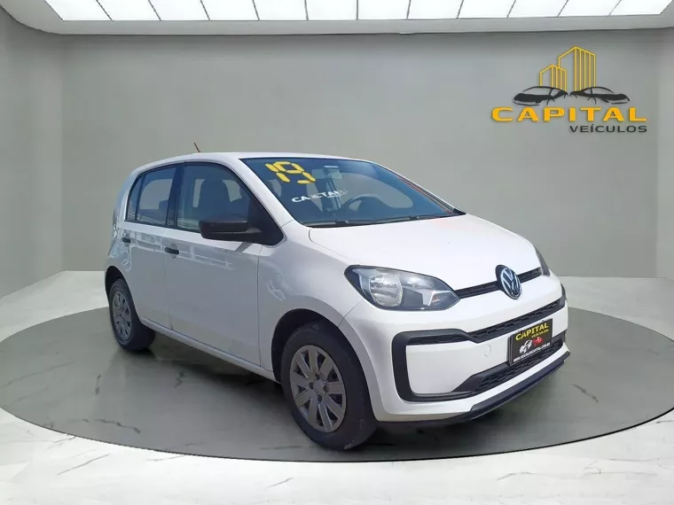 Volkswagen UP Branco 12