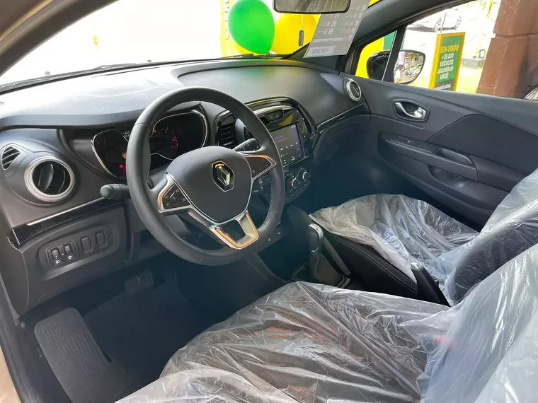 Renault Captur Bege 15