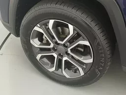 Jeep Commander
