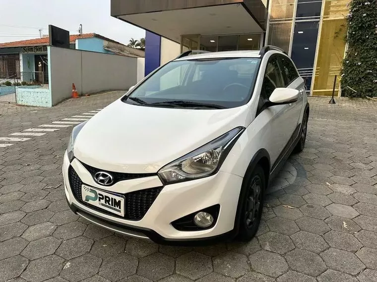 Hyundai HB20X Branco 2