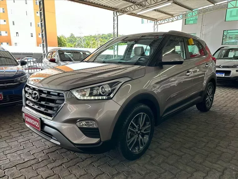 Hyundai Creta Prata 4