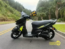 Yamaha Neo