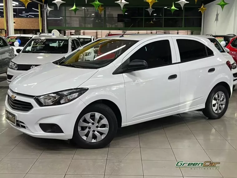 Chevrolet Onix Branco 1