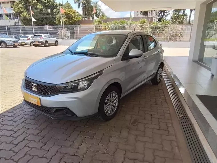 Fiat Argo Prata 1