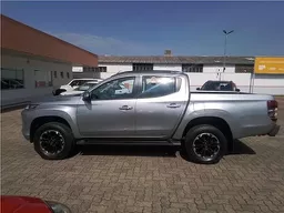 L200 Triton