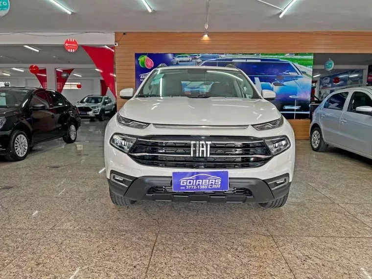 Fiat Toro Branco 2