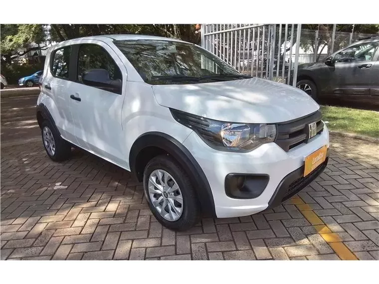 Fiat Mobi Branco 3