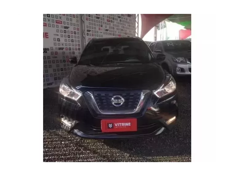 Nissan Kicks Preto 2