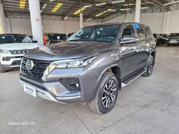 Hilux SW4