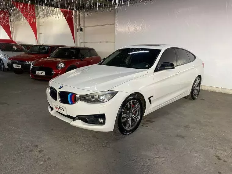 BMW 320i Branco 3