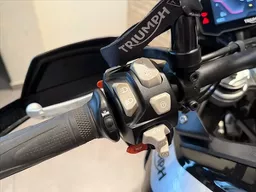 Triumph Tiger 900