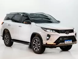 Toyota Hilux SW4
