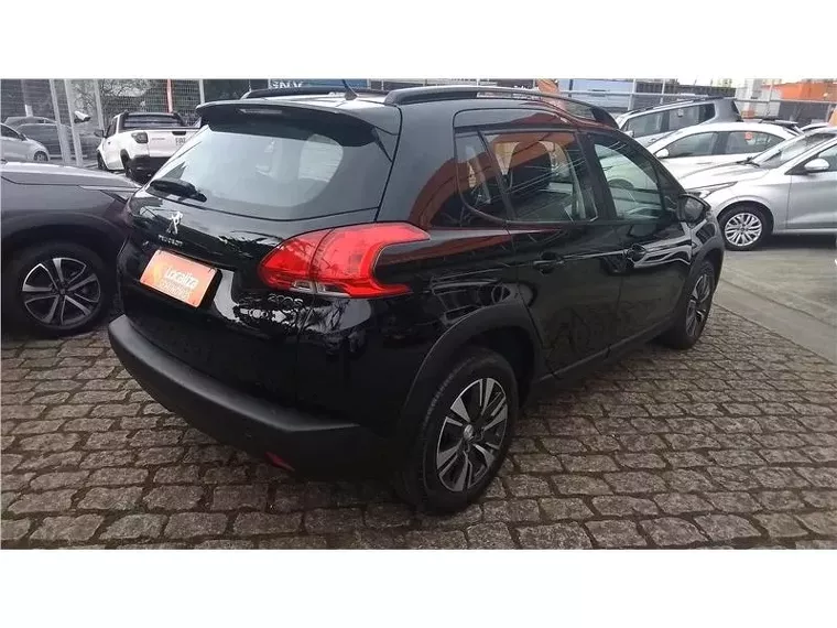 Peugeot 2008 Preto 3