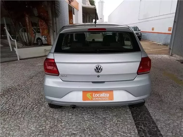 Volkswagen Gol Prata 6