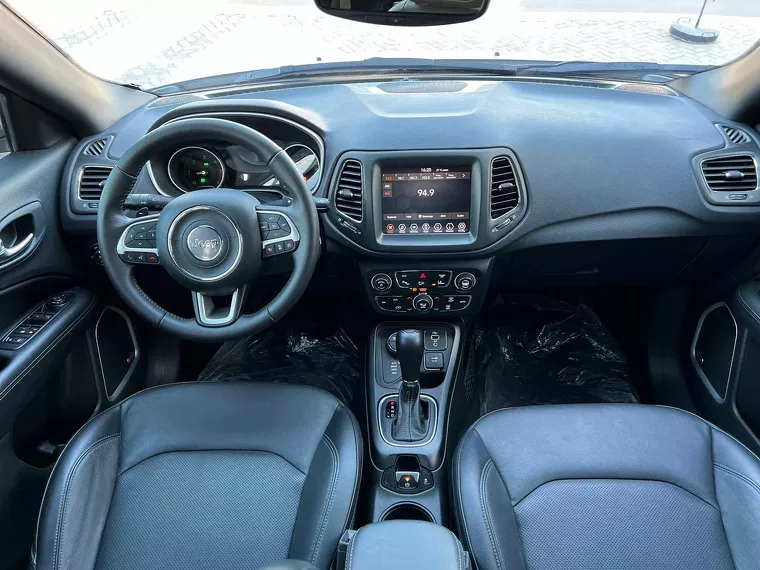 Jeep Compass Branco 12