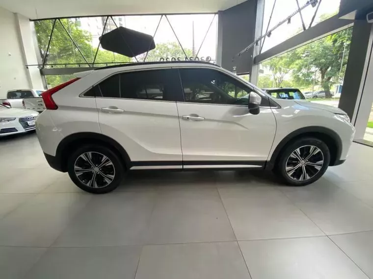 Mitsubishi Eclipse Cross Branco 12