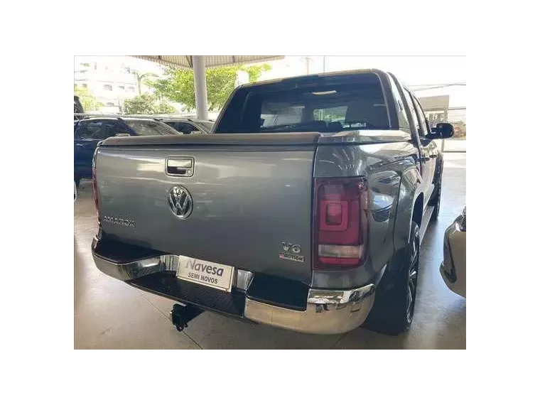 Volkswagen Amarok Cinza 5