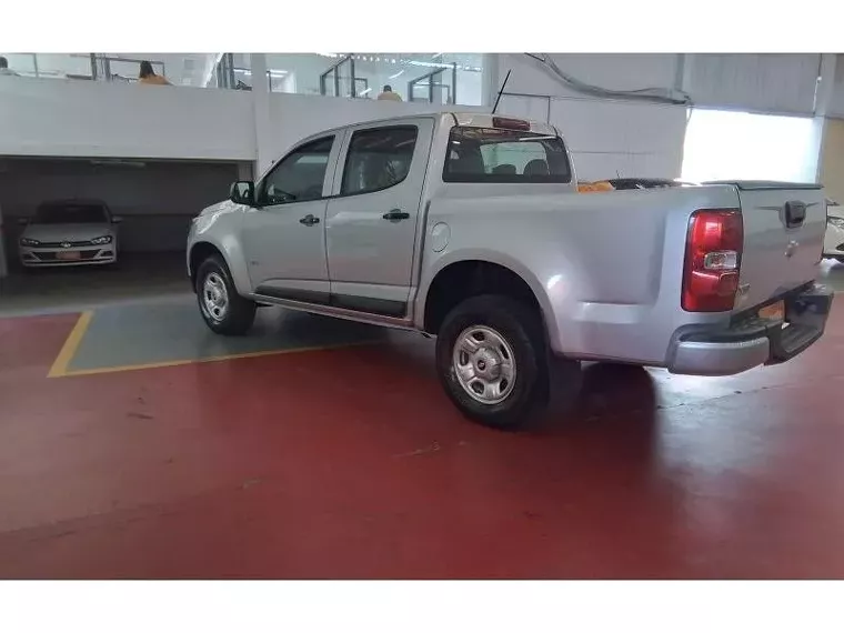 Chevrolet S10 Prata 7