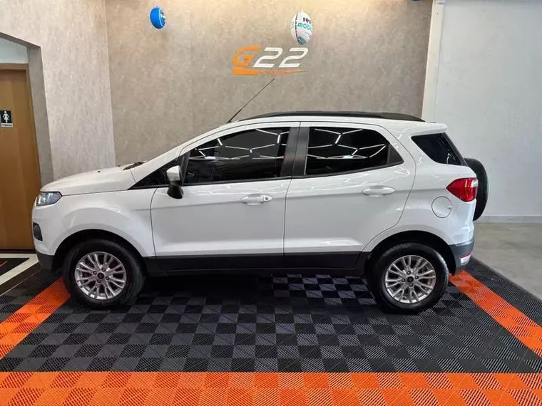 Ford Ecosport Branco 11