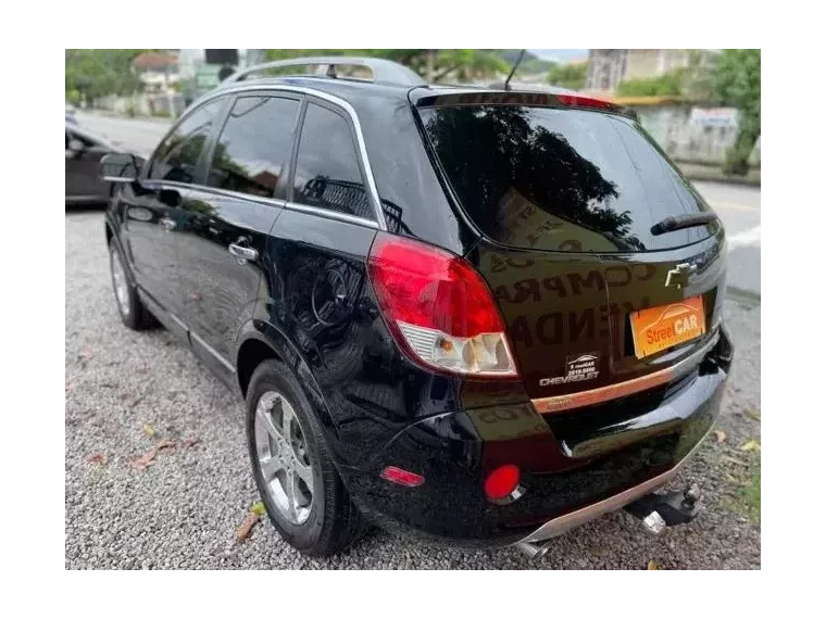 Chevrolet Captiva Preto 8