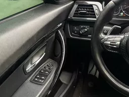 BMW 328i