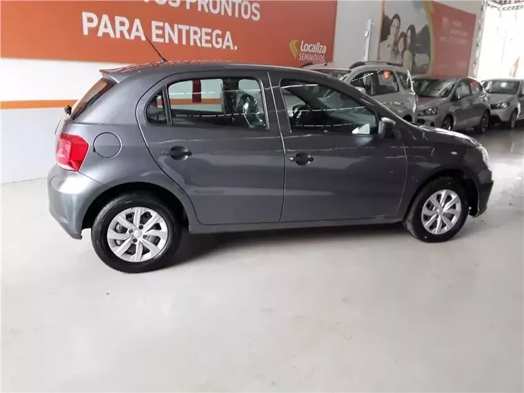 Volkswagen Gol Cinza 10