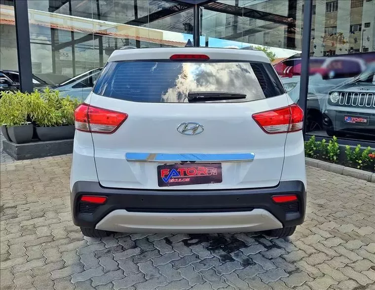 Hyundai Creta Branco 8