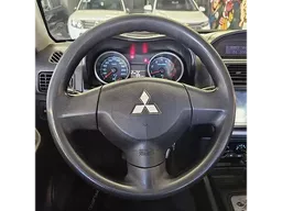 Mitsubishi Pajero TR4