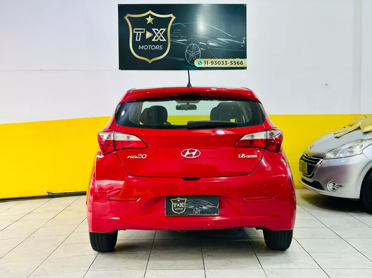 Hyundai HB20 Vermelho 2