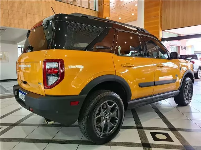 Ford Bronco Sport Laranja 10