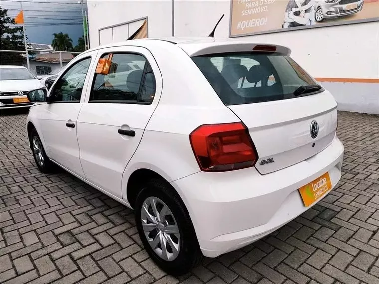 Volkswagen Gol Branco 1