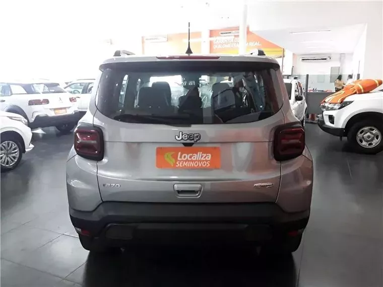 Jeep Renegade Prata 8