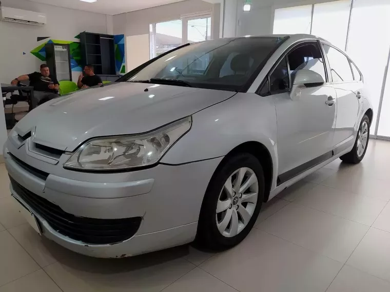 Citroën C4 Prata 16