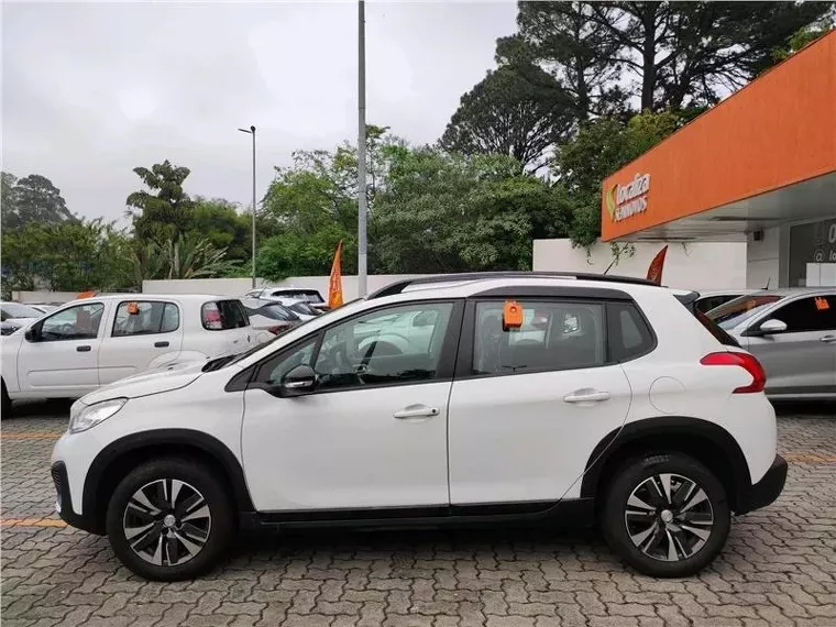 Peugeot 2008 Branco 4