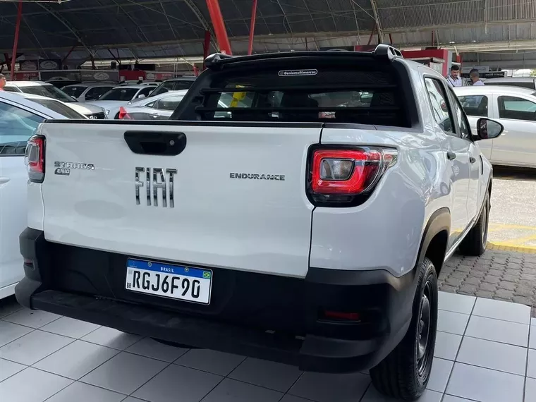 Fiat Strada Branco 2