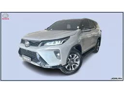 Toyota Hilux SW4